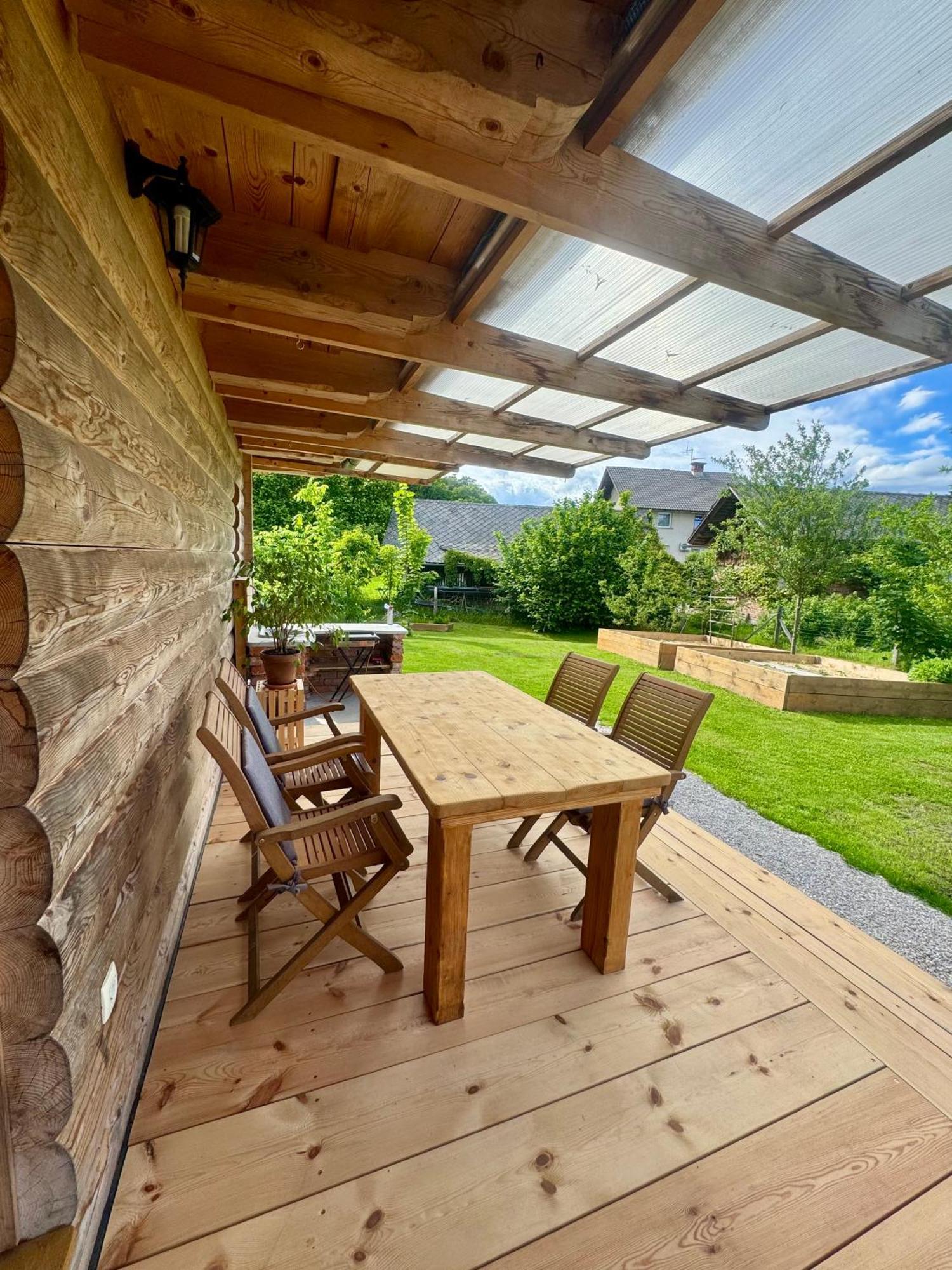 Wooden House Gabra Podnart